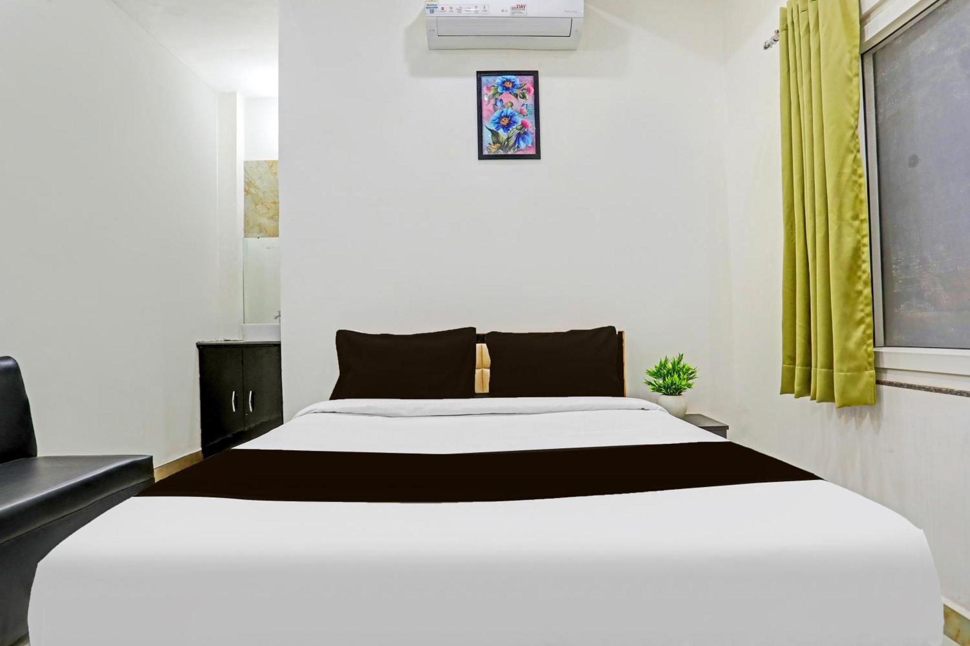 Hotel O The Maruti Paying Guest House Waranasi Zewnętrze zdjęcie